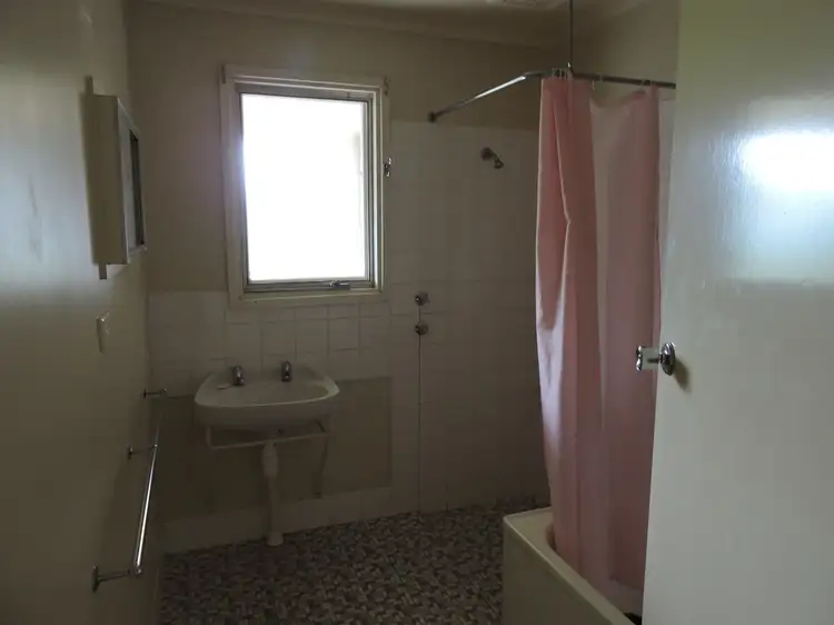 Fourth view of Homely house listing, 1 Fraser Avenue, Murray Bridge SA 5253