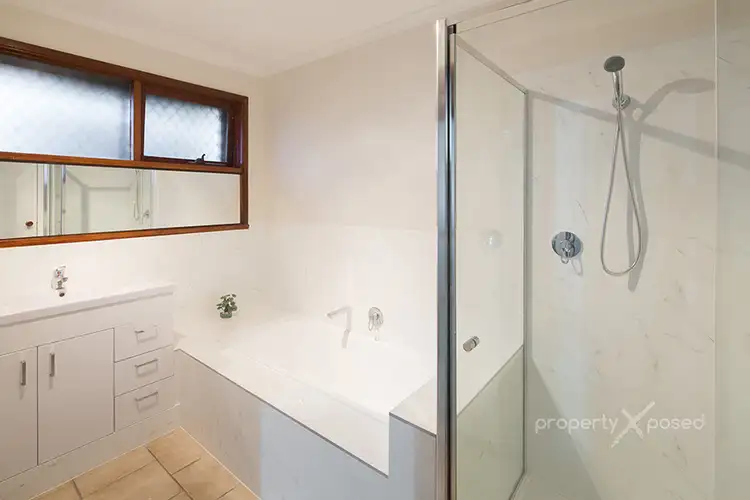 Fourth view of Homely house listing, 5 Elmsford Court, Keysborough VIC 3173