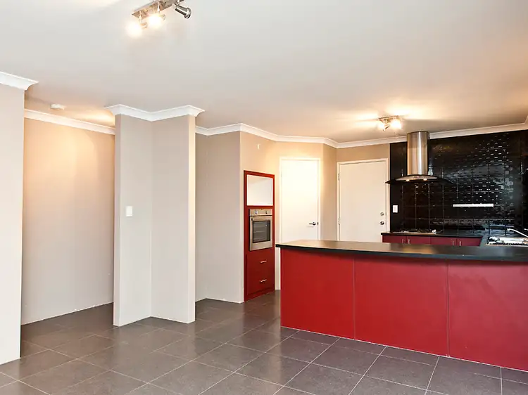 22 Mosman Loop, Success WA 6164