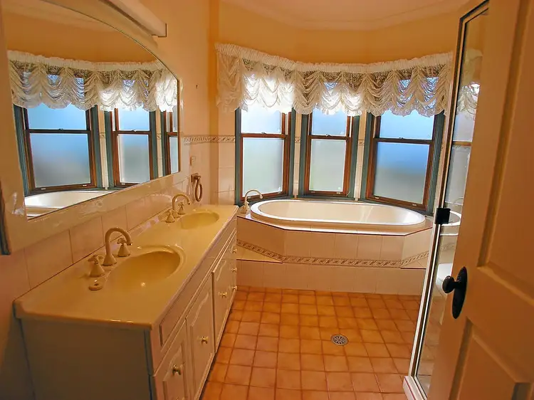 Fourth view of Homely house listing, 10 Illamatta Way, Orange NSW 2800