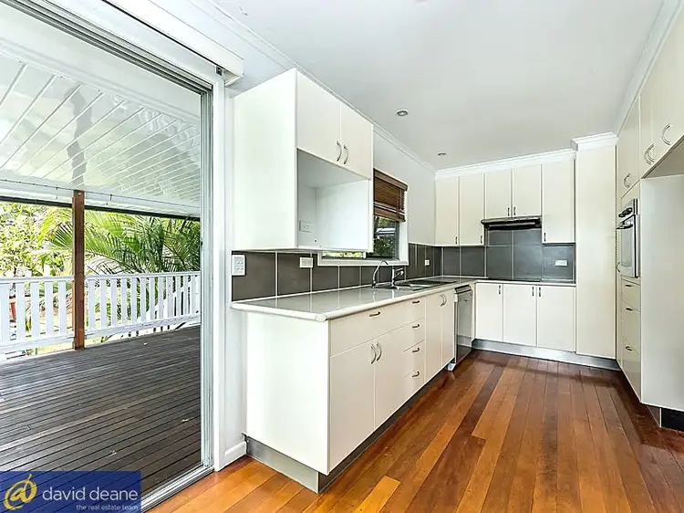 12 Joora Avenue, Petrie QLD 4502