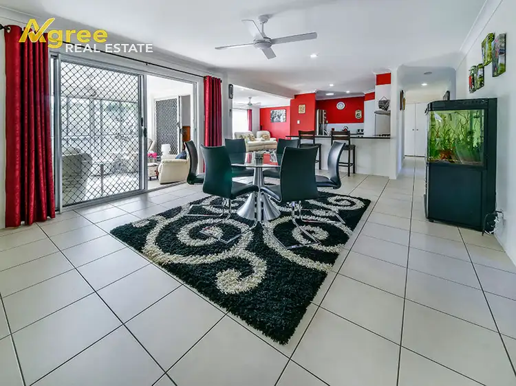 Fifth view of Homely house listing, 2 Yaraan Crescent, Beachmere QLD 4510