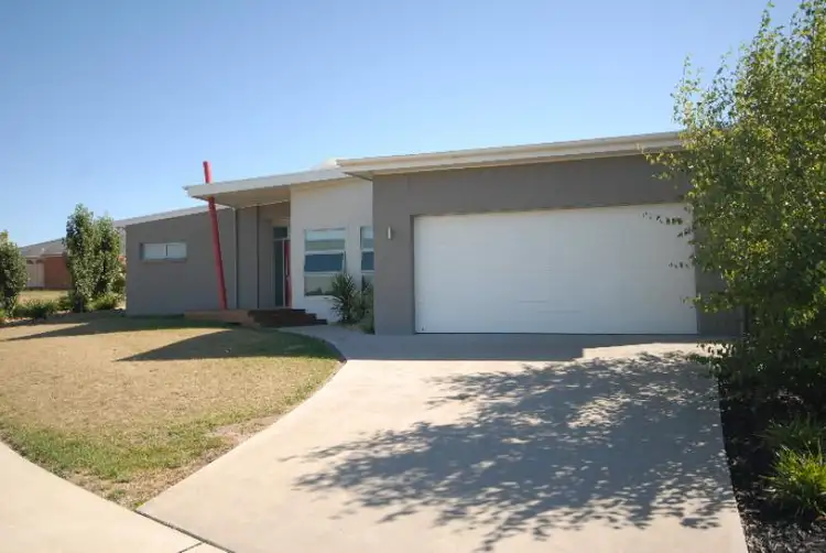 Main view of Homely house listing, 1A The Billabong, Bairnsdale VIC 3875