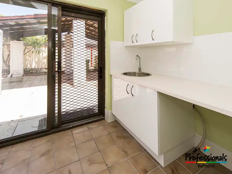 Sixth view of Homely house listing, 1/102 Wright Street, Kewdale WA 6105