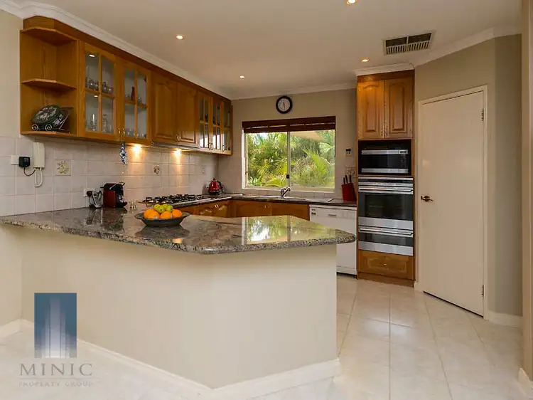66 Welwyn Avenue, Manning WA 6152