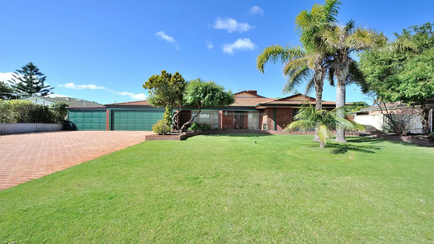 Main view of Homely house listing, 5 Spyglass Court, Safety Bay WA 6169
