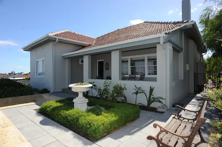 28 Beach Road, South Bunbury WA 6230
