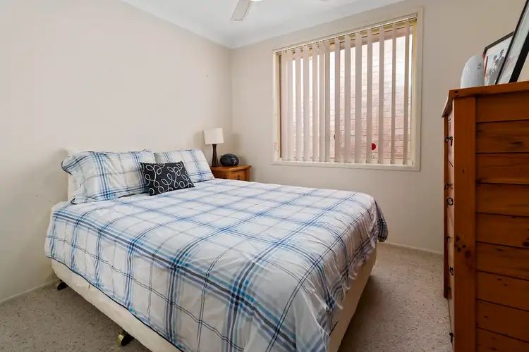 Sixth view of Homely house listing, 33 Castle Rock Court, Wattle Grove NSW 2173