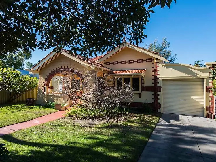 62 Campbell St, Kensington WA 6151