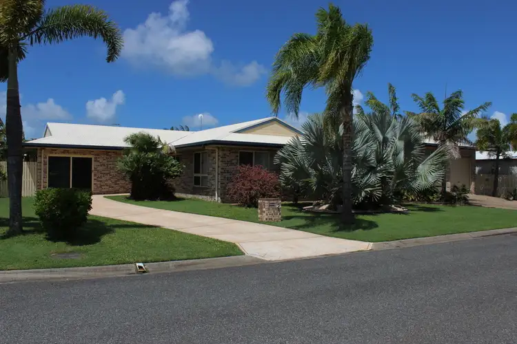 16 Chelsea Crescent, Glenella QLD 4740