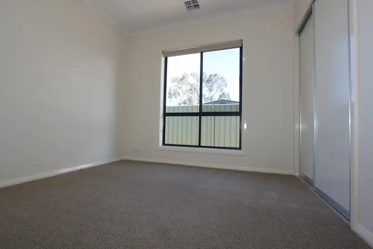 Sixth view of Homely townhouse listing, 4/76-78 Uriarra Road, Queanbeyan NSW 2620