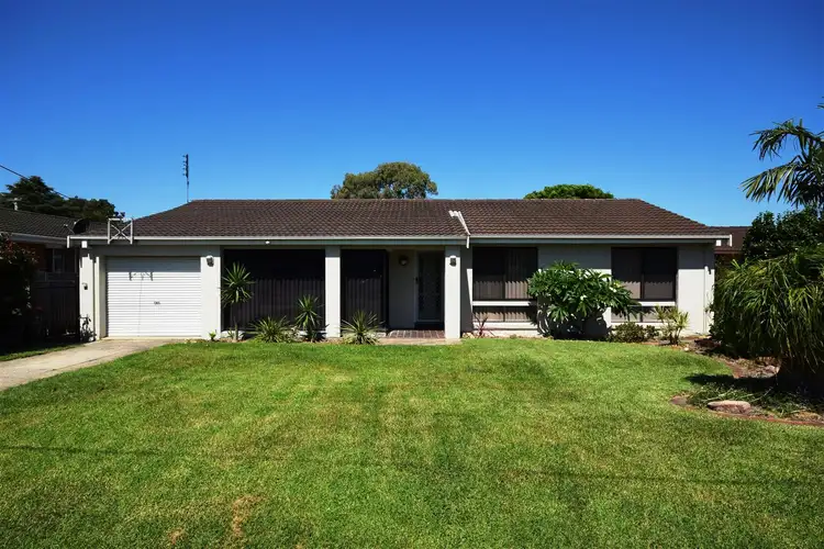 8 Meehan Avenue, Shoalhaven Heads NSW 2535