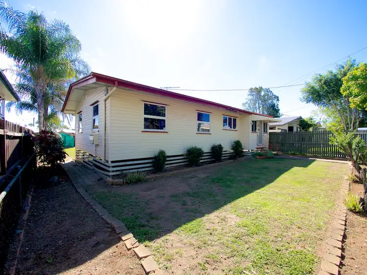 171 South Station Road, Silkstone QLD 4304