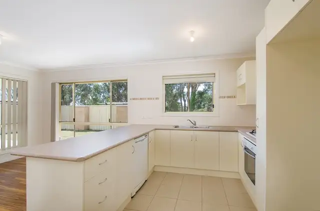 Sixth view of Homely house listing, 2/89 Penola Road, Mount Gambier SA 5290
