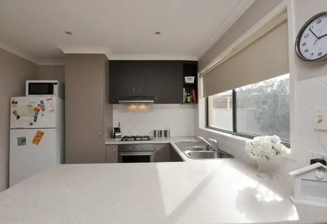 Fourth view of Homely house listing, 4 Nedlands Close, Wodonga VIC 3690
