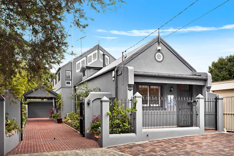 18 Gordon Square, Marrickville NSW 2204