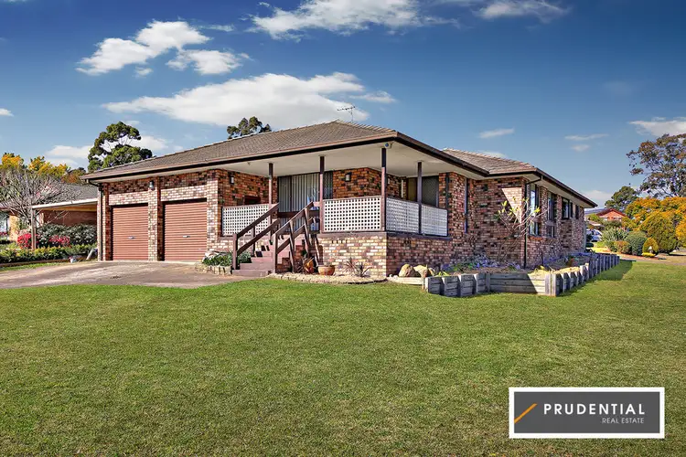 6 Salter Avenue, Minto NSW 2566