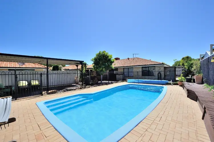 5 Grenadier Court, Warnbro WA 6169