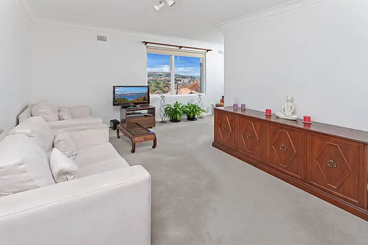 Top floor @ 20 Florence Street, Cremorne NSW 2090