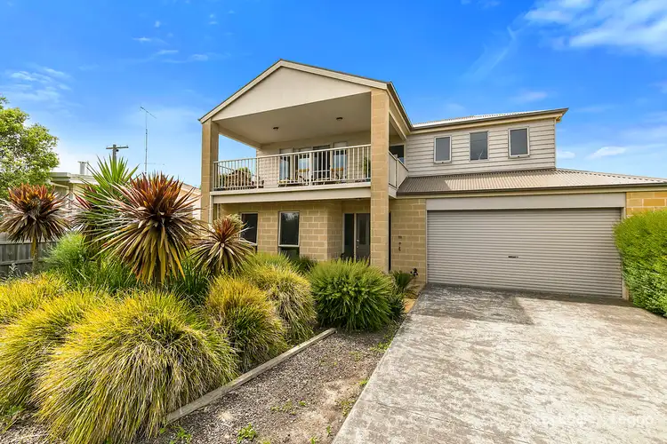 99 Bayview Avenue, Inverloch VIC 3996