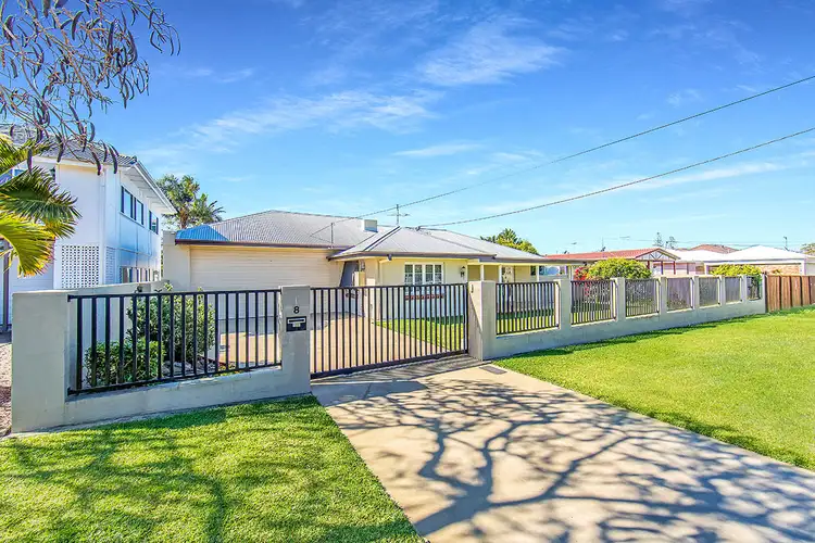 8 Garnet Street, Scarborough QLD 4020