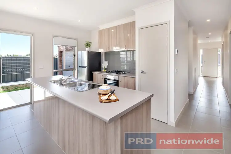 Sixth view of Homely house listing, 5 Nathanael Place, Ballarat East VIC 3350