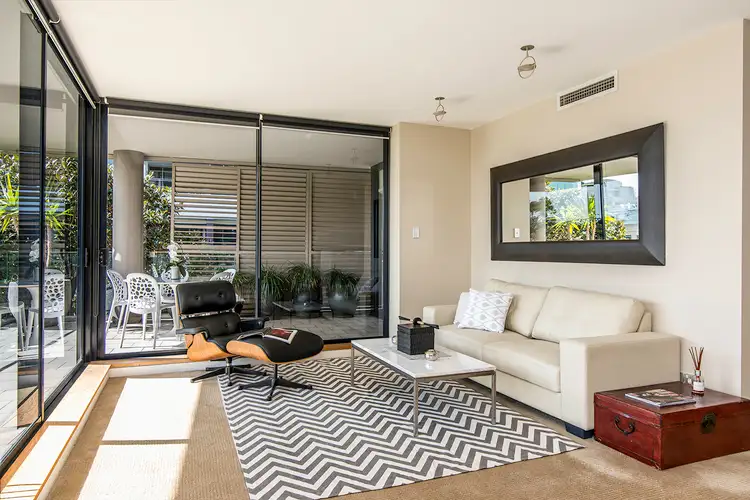 Second view of Homely apartment listing, 206/1A Tusculum Street, Potts Point NSW 2011