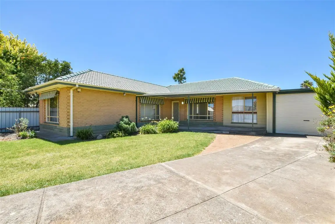 Main view of Homely house listing, 4 Weaver Avenue, Morphett Vale SA 5162