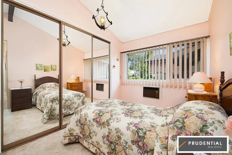 Fourth view of Homely house listing, 10 Kippara Place, Bradbury NSW 2560