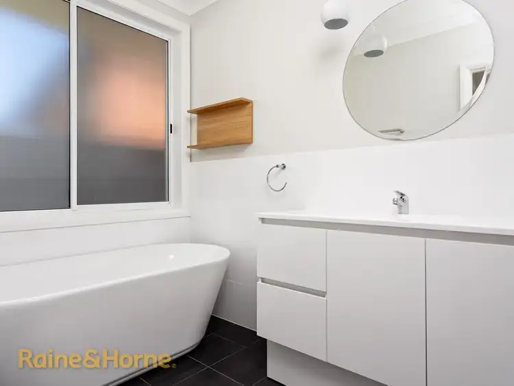 Fourth view of Homely house listing, 3/32 The Boulevarde, Kooringal NSW 2650