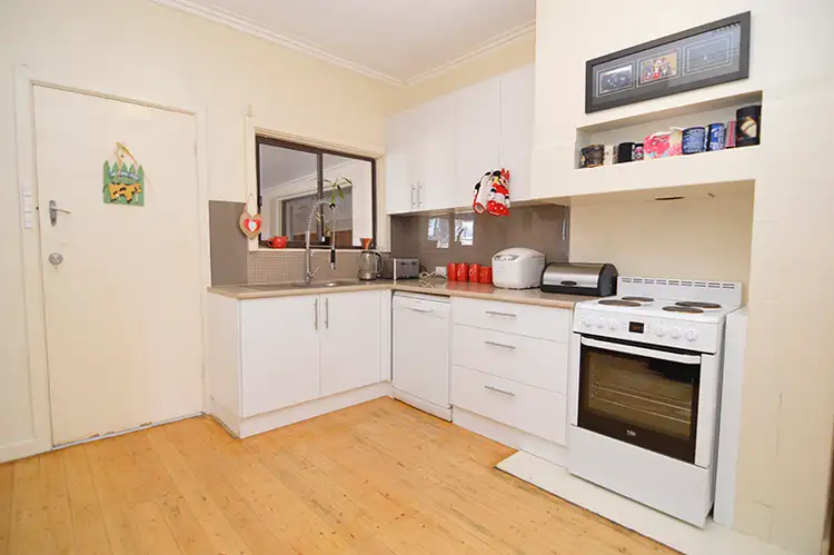 Third view of Homely house listing, 8 Valencia Avenue, Mildura VIC 3500