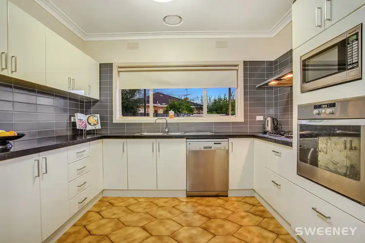 9 Dean Court, Altona North VIC 3025