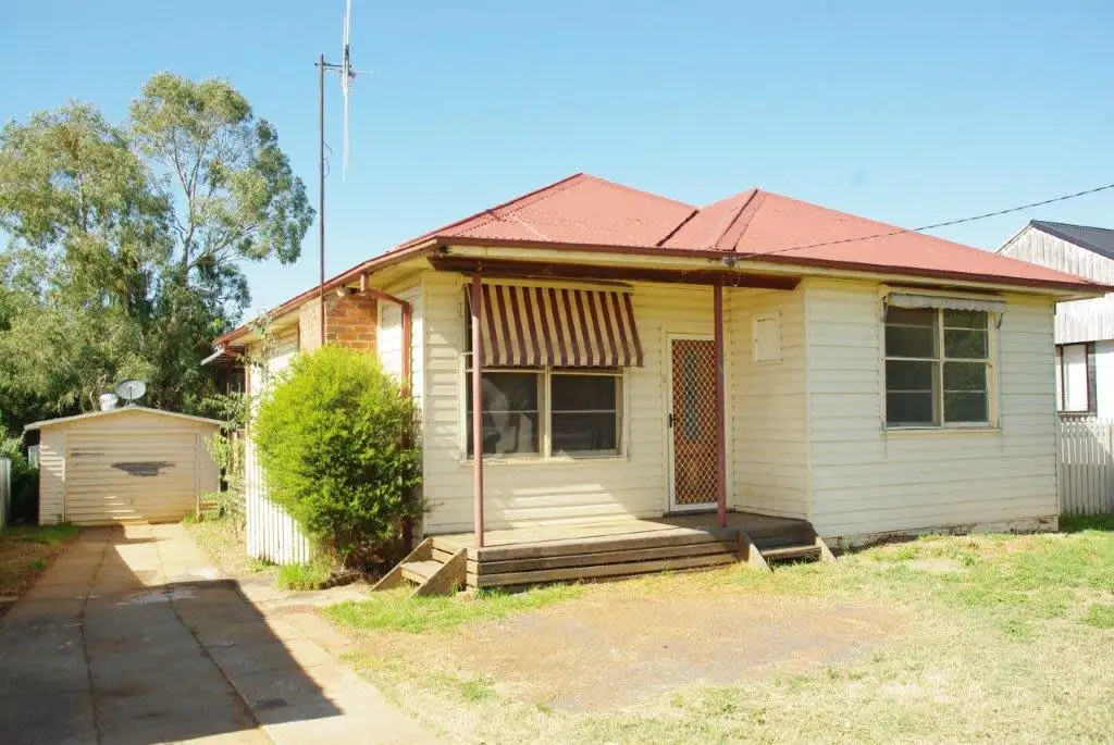 Main view of Homely house listing, 135 Swift Street, Wellington NSW 2820