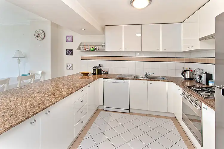 Fourth view of Homely apartment listing, 5/110 Alfred Street, Milsons Point NSW 2061