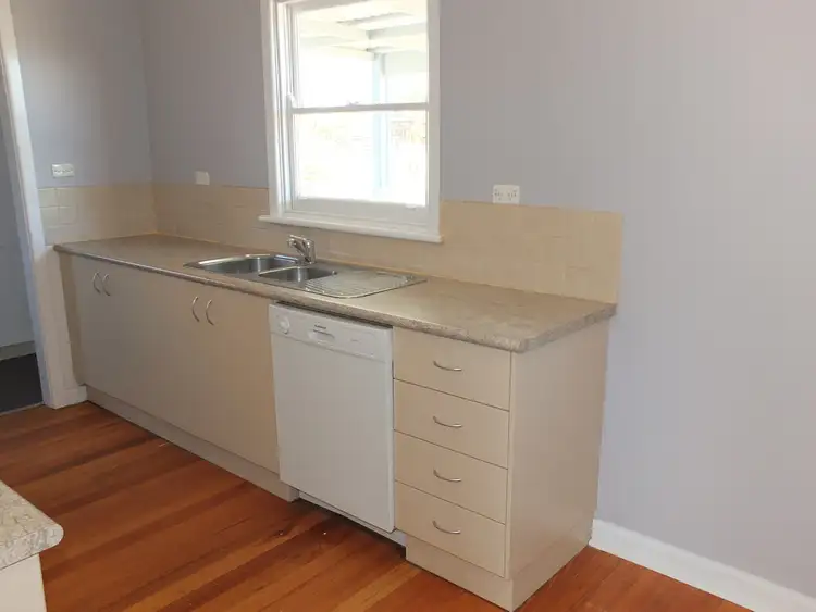 Seventh view of Homely house listing, 37 Faraday, Avoca VIC 3467