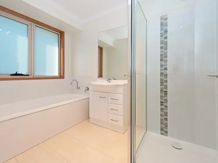 Fifth view of Homely townhouse listing, 4/634 Oceana Drive, Tranmere TAS 7018