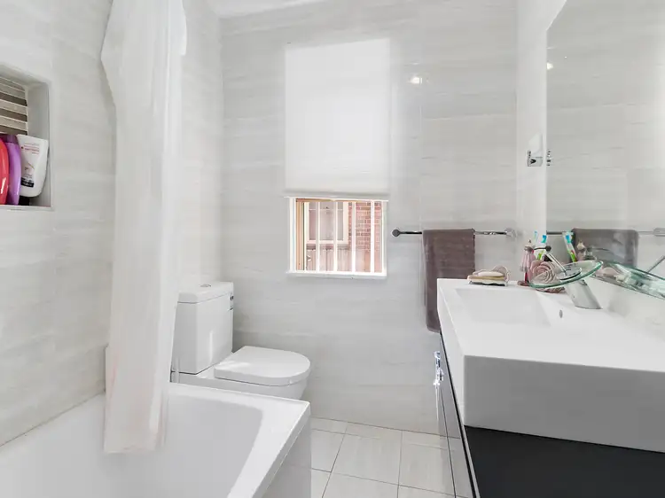 Seventh view of Homely house listing, 8 Cobar Place, Cartwright NSW 2168