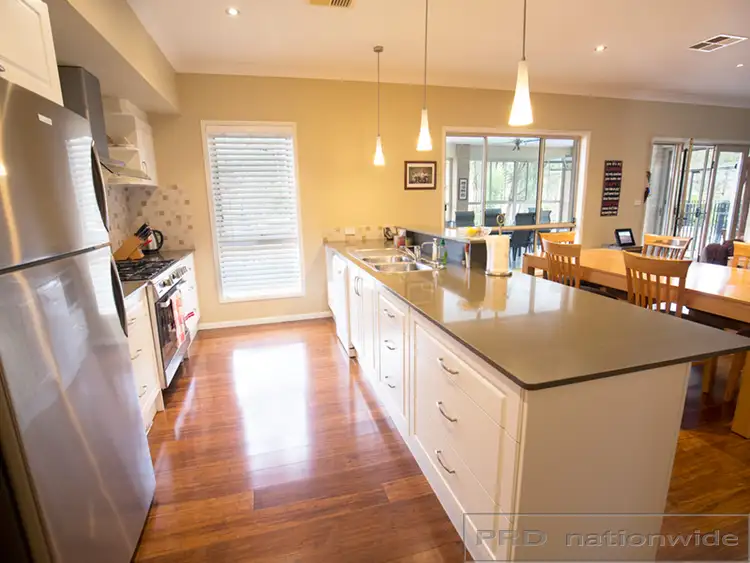 Fourth view of Homely house listing, 5 Berrinda Close, Bolwarra Heights NSW 2320