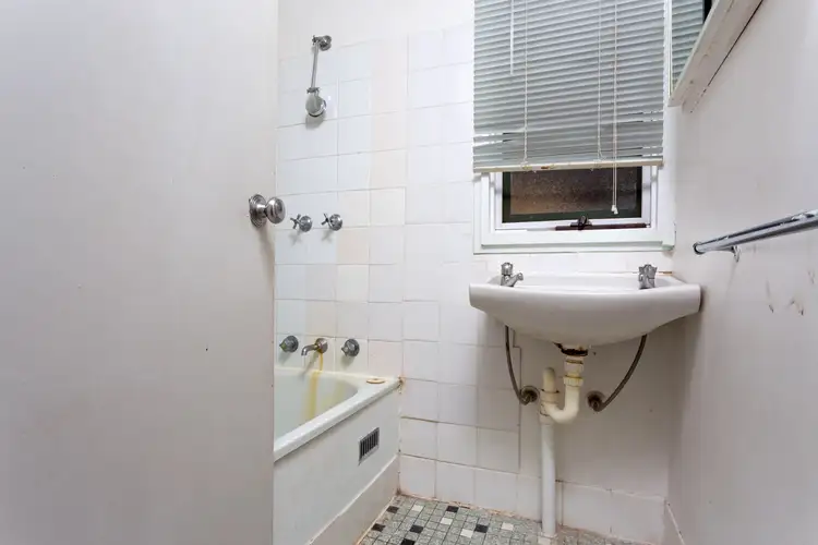 Sixth view of Homely house listing, 60 McKell Avenue, Mount Austin NSW 2650