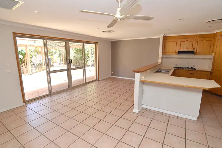 Sixth view of Homely house listing, 15 Kovac Court, Mildura VIC 3500