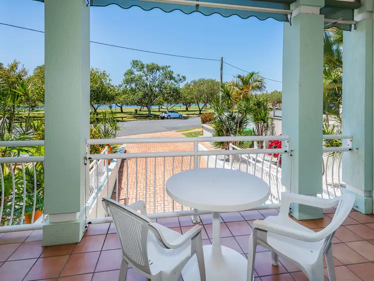 2/16 The Esplanade, Paradise Point QLD 4216