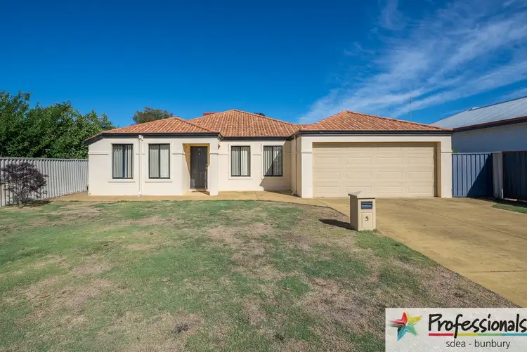 5 Eedle Street, Carey Park WA 6230