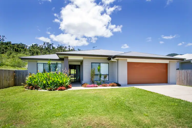 55 South Molle Boulevard, Cannonvale QLD 4802