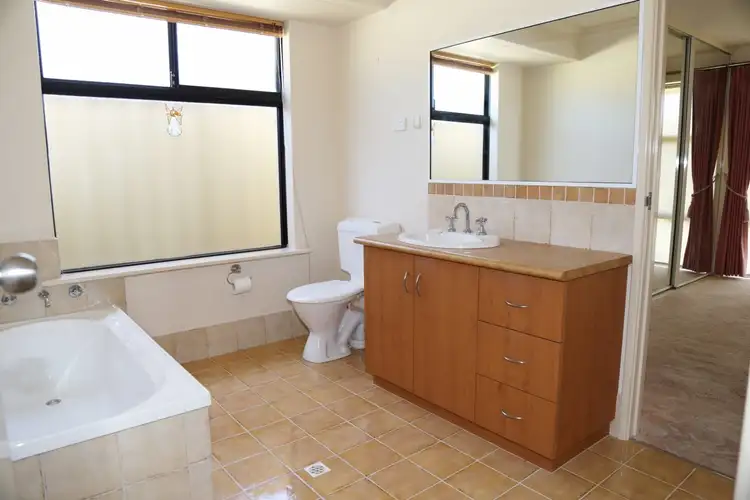 Seventh view of Homely unit listing, 17A Moir Street, Sinclair WA 6450
