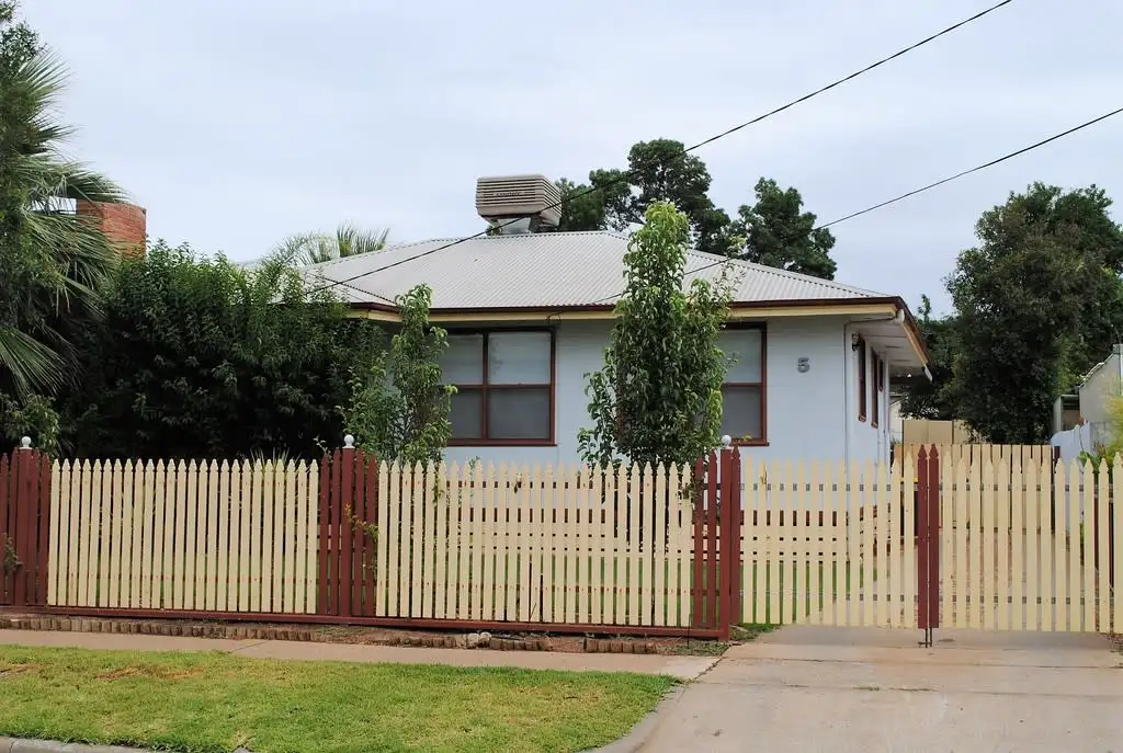 Main view of Homely house listing, 5 Keam Crescent, Mildura VIC 3500
