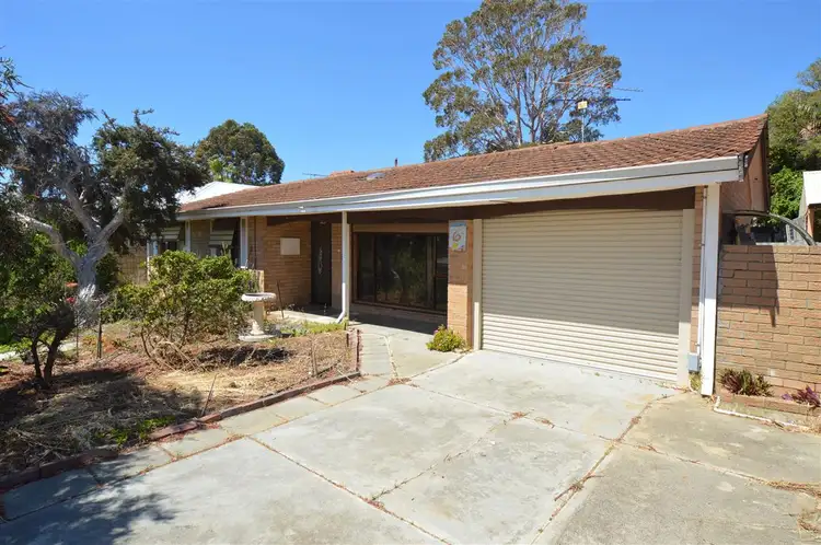 6 Coorong Place, Kallaroo WA 6025