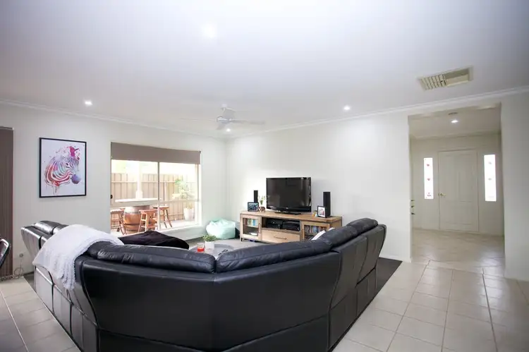 Sixth view of Homely townhouse listing, 2/4 McTavish Boulevard, Horsham VIC 3400