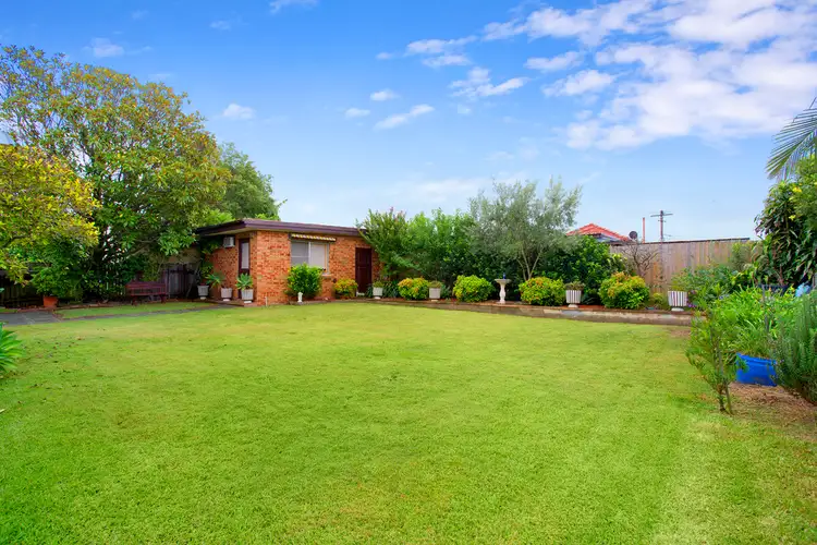 Sixth view of Homely house listing, 16 Alamein Ave, Narraweena NSW 2099