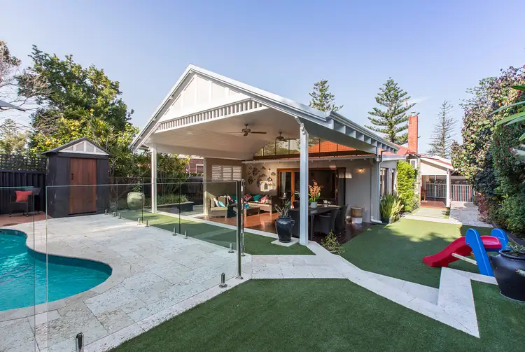 77 Curtin Avenue, Cottesloe WA 6011