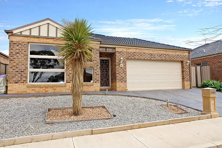 25 Faircroft Drive, Brookfield VIC 3338